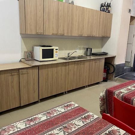 Lind Guest House B&B Гюмри Экстерьер фото