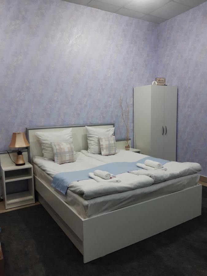 Lind Guest House B&B Гюмри Экстерьер фото