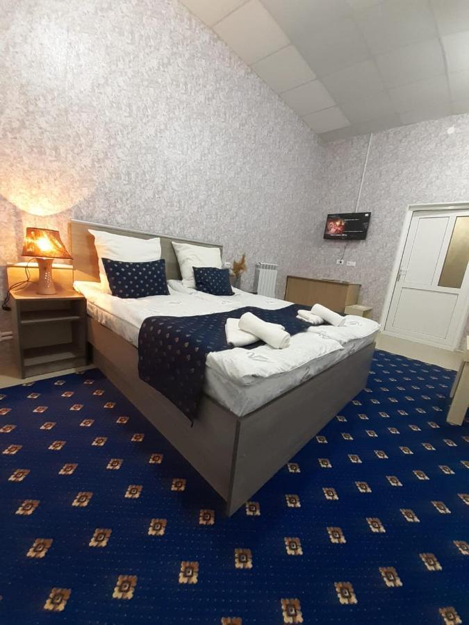 Lind Guest House B&B Гюмри Экстерьер фото