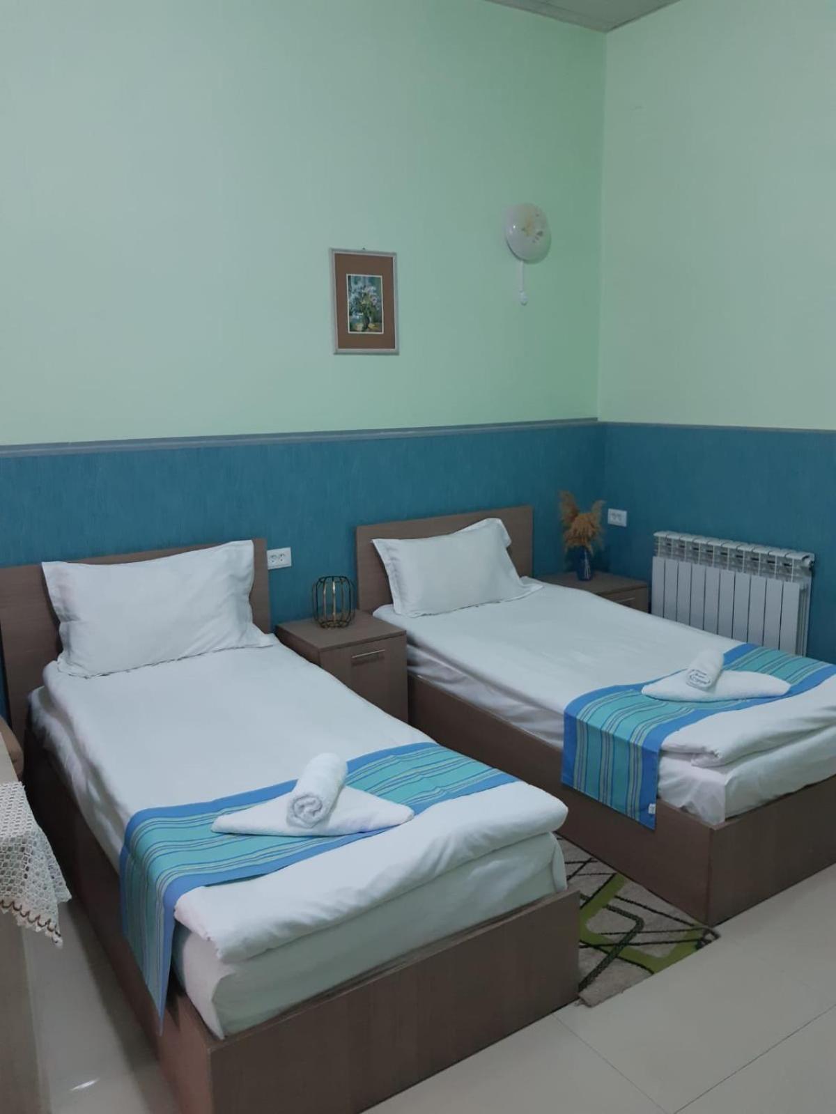 Lind Guest House B&B Гюмри Экстерьер фото